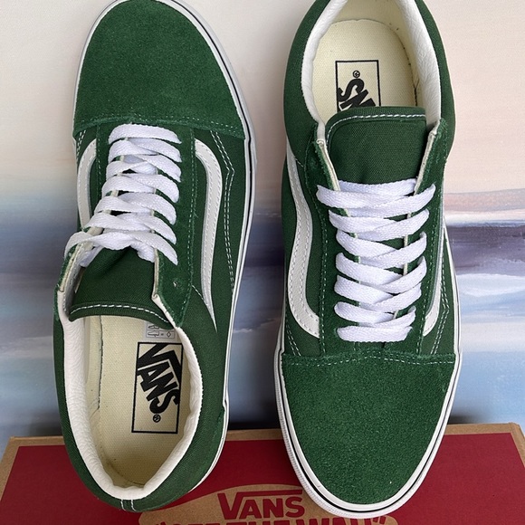 Vans WMNS Old Skool
Color Theory Greener Past
VN0005UF6QU
Sneakers - Picture 14 of 16